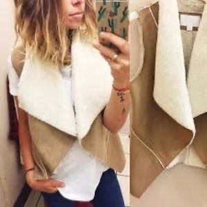 Sold- Faux Suede & Fur Sherpa Vest- size medium